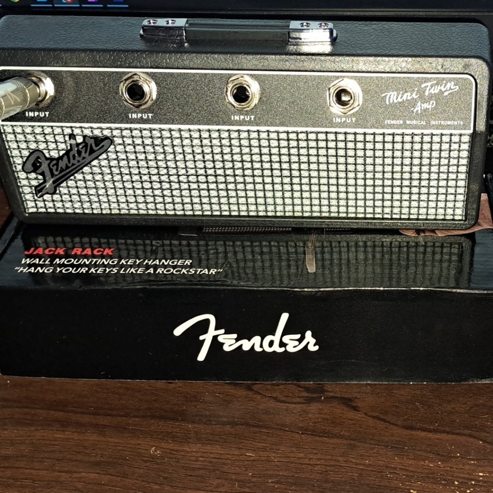 Fender Black Wall Mounted Key Hanger